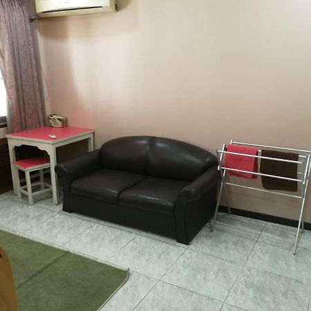 D-Toys Homestay Khon Kaen Exterior photo